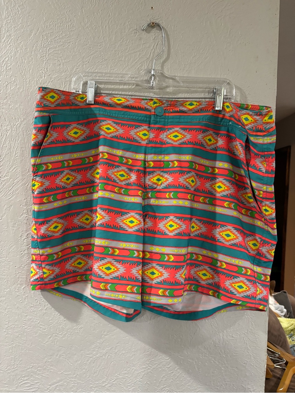 Chubbies Orange Aztec Print Lined Swim Trunks Board Shorts Men’s size XXL